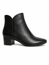 Cole Haan Elyse Leather Booties Black Boots W14979 Size 6
