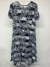 LuLaRoe Women’s Small Black & Gray Rose Short Sleeve Shirt Dress
