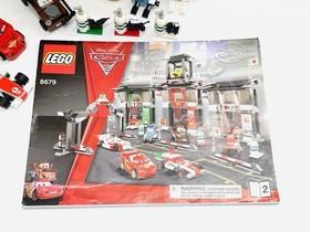 LEGO Cars: Tokyo International Circuit (8679) 100% Complete w/ Instructions