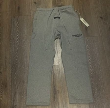 Fear of God Essentials RELAXED Sweatpants Dark Oatmeal FW22 Size S FREE SHIPPING