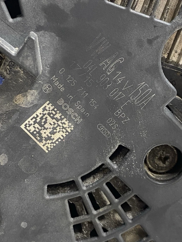 AUDI A4 B8 2012-2015 ALTERNATOR 2.0TDI 04L903017E GENUINE - Image 4 of 4