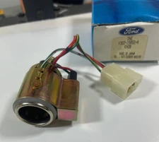 New OEM Ford F32Z-15052-A 12-Volt Console Cigarette Light Assembly NOS