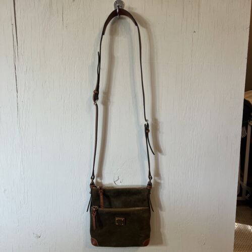 Dooney & Bourke Suede Soft And Sleek Letter Carrier Shoulder/crossbody Nice! - Picture 3 of 19