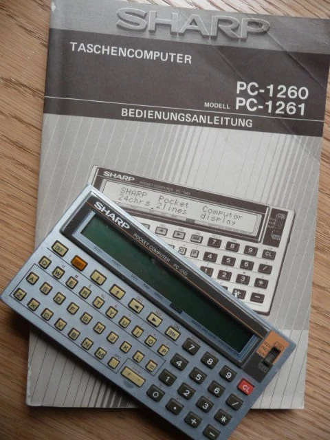 SHARP Pocket Computer PC-1262 m. 9342 Bytes RAM u. Bedienungsanleitung 1260/61 *