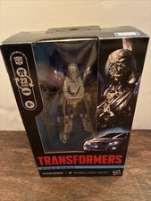 NIB Transformers Studio Series Dark of the Moon - Wheeljack  Que  Deluxe
