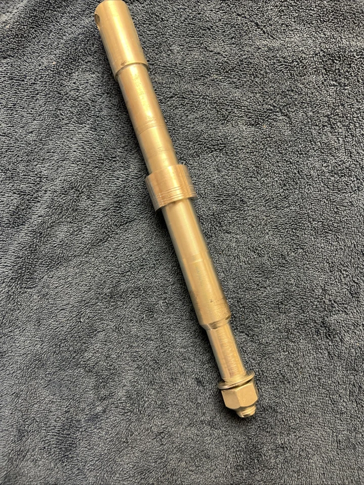 Harley Davidson 13” eje delantero de Street Glide 2019 Foto 2 de 4