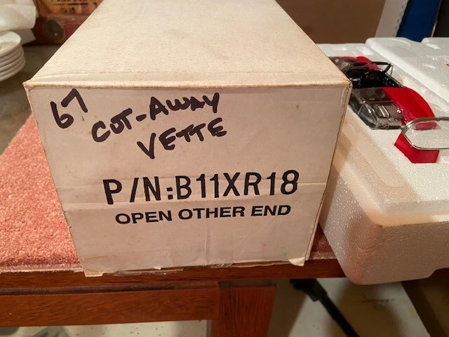 Danbury Mint 1967 Chevy Chevrolet Corvette Cut Away 1/24 NIB In box RARE - Image 2 of 4