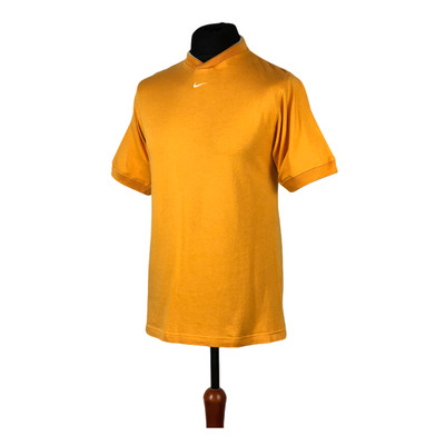 nike central swoosh men