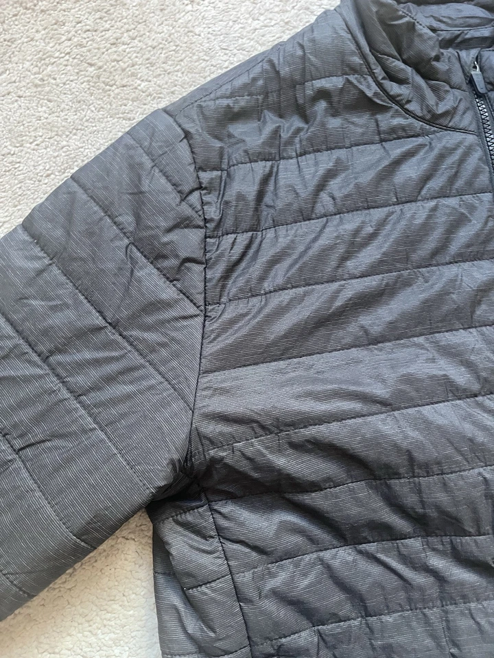 Abrigo chaqueta acolchada negra con cremallera completa Lacoste Sport para hombre - grande Foto 4 de 4