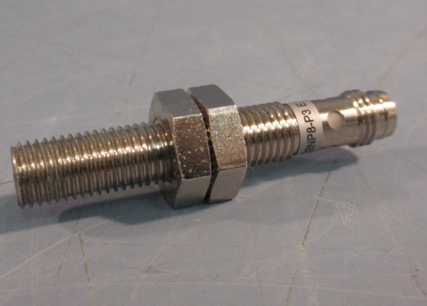 Allen-Bradley 872C-D2NP8-P3 Inductive Proximity Sensor Switch 10-30VDC 2mm - Image 2 of 4