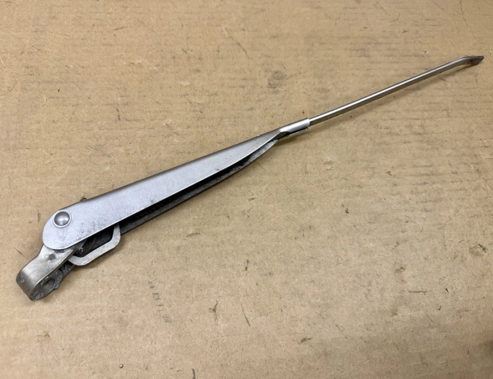 Brazos limpiaparabrisas para camión Datsun 620 1972-1979  Foto 4 de 4