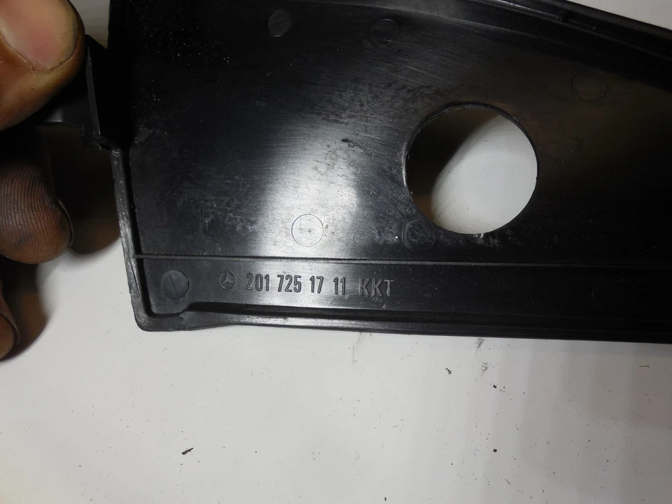 Espejo retrovisor lateral izquierdo placa interior 2017251711 84-93 mercedes-benz w201 190d 190e Foto 2 de 4