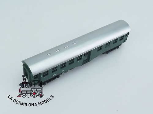 MG1514 Escala N ARNOLD 5806 Umbauwagen 2. Kl BPw4yg-56 der DB - OVP - Imagen 6 de 9