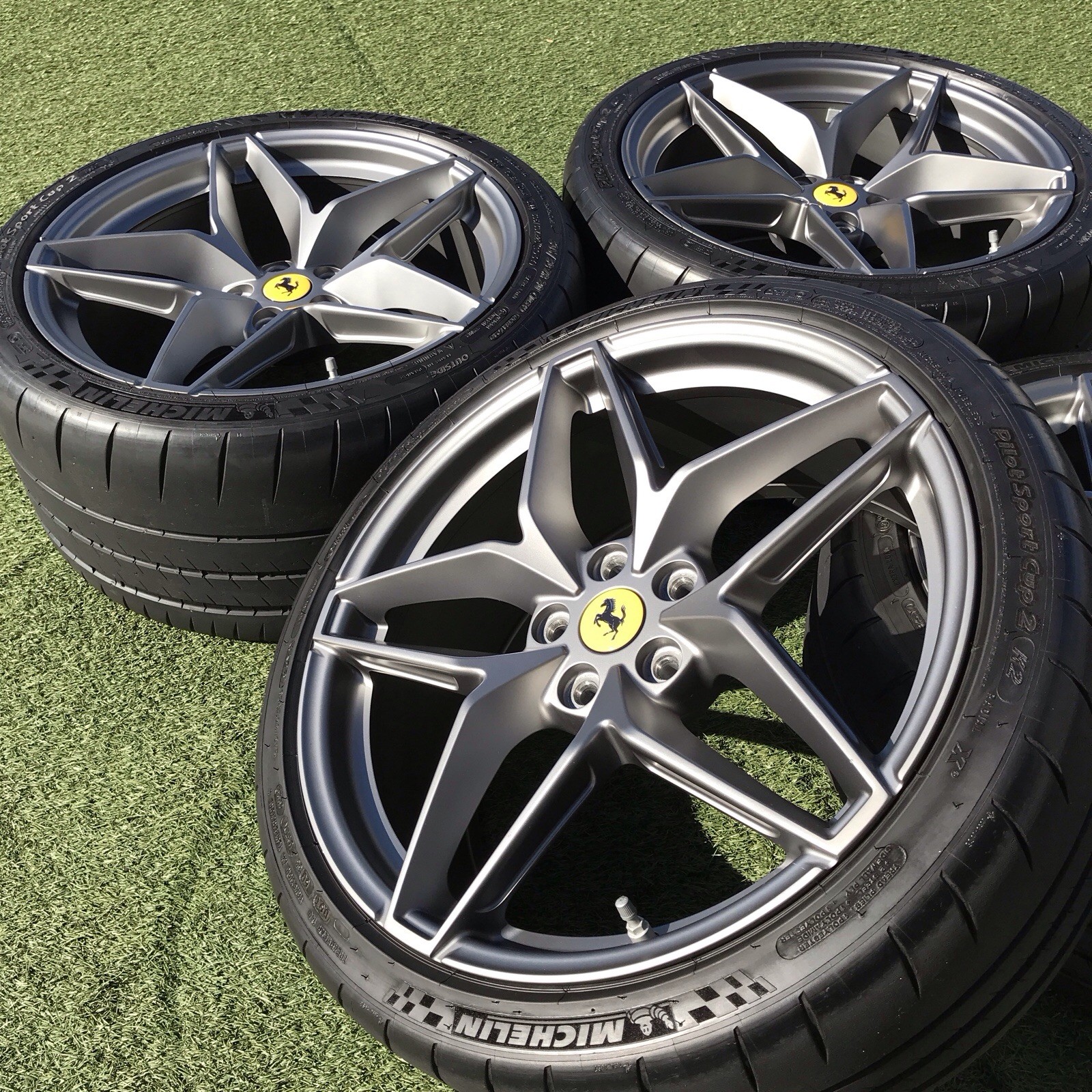 20 FERRARI 488 F8 PISTA SPIDER 791701 RIMS TIRES TPMS OEM GENUINE FACTORY 791704