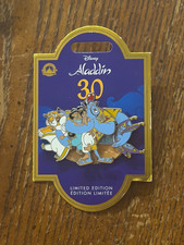 Prendedor Deslizante Abrazo Grupo 30 Aniversario Parques Disney Aladino LE 4500 Genio