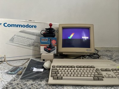 Amiga 500 mit Gotek Laufwerk und 512 kp- Monitor Amiga Technologies M1438S