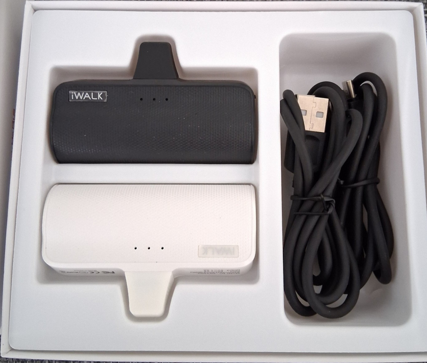 NEW - 2 PACK iWALK LinkPod 3 Portable Charger Power Bank 3350mAh, Black & White