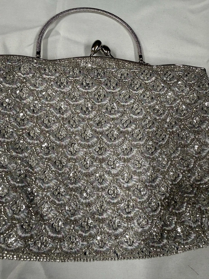 Bolso de Noche Plateado con Cuentas Cartera Estrás Bolso sin asas con Correa de Cadena - Formal Foto 2 de 4