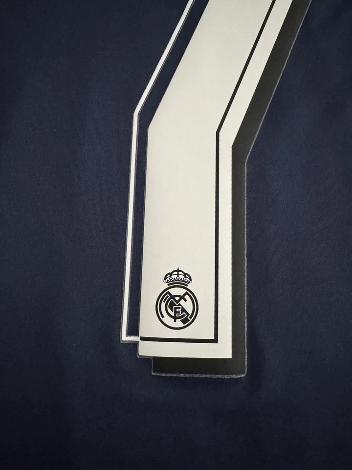Adidas Real Madrid 15/16 Ronaldo Adizero UCL Match Jersey Shirt Trikot Small - Image 4 of 4