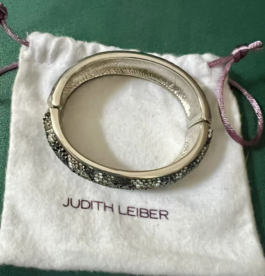 JUDITH LEIBER HINGED MAGNETIC BANGLE BRACELET PAVE CRYSTALS ZEBRA DESIGN - Image 2 of 4