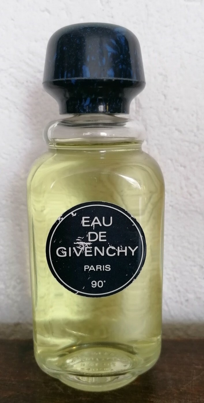 eau de givenchy paris