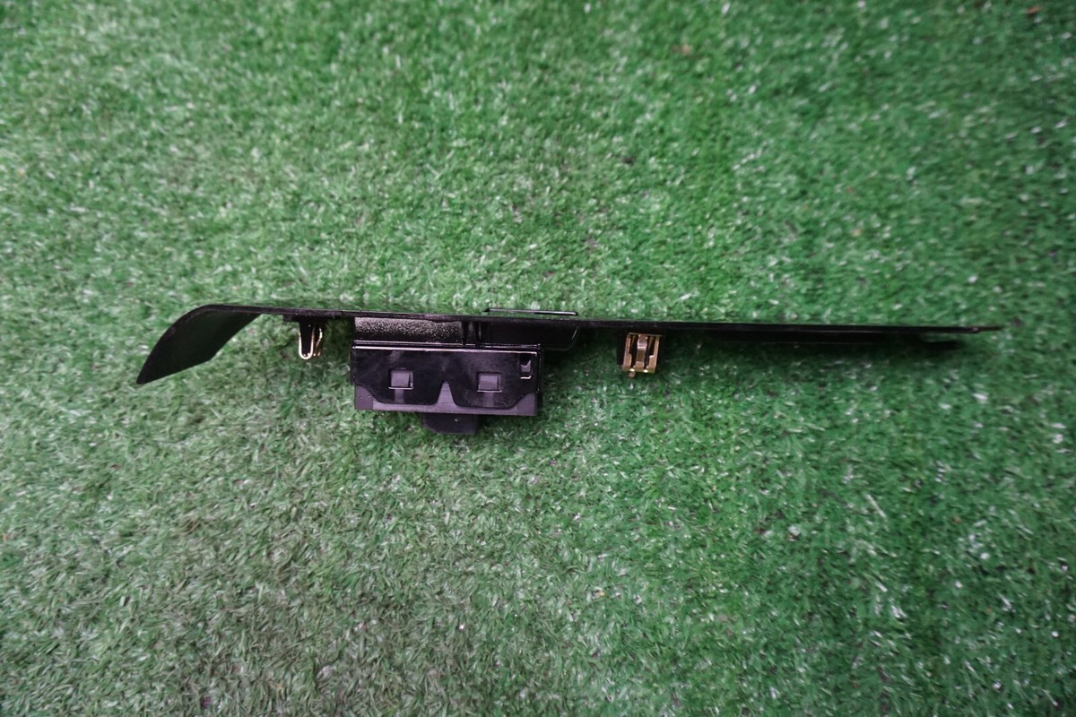 2013 2014 2015 2016 2017 CADILLAC XTS RIGHT REAR Window Switch OEM