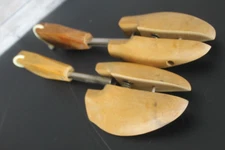 Rochester Shoe Tree Co. - GEN 4 Wood Shoe Trees - Unisex USA-Adjustable