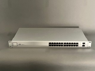 Ubiquiti Networks UniFi 24 Port Rack Mountable Ethernet Switches