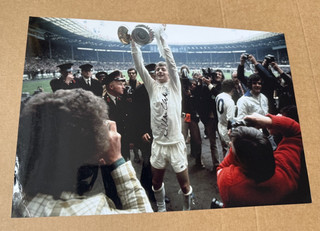 ALLAN CLARKE SIGNED LEEDS UNITED PHOTO AUTOGRAPH UTD COA