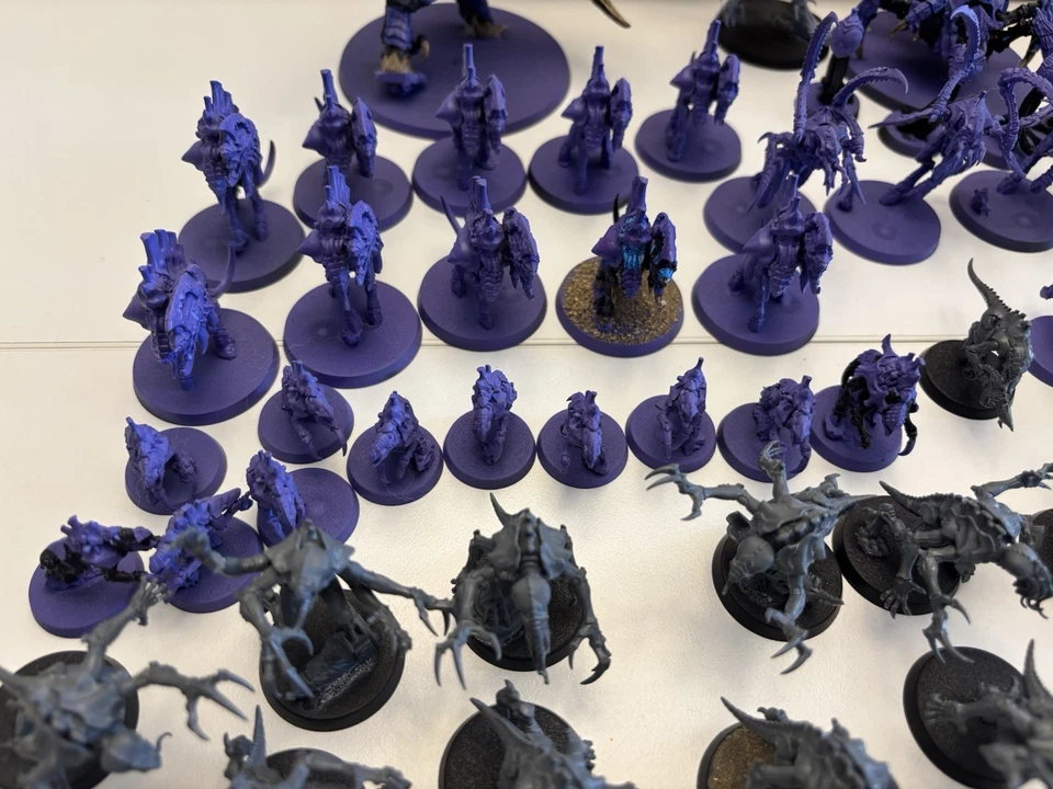 WARHAMMER 40K TYRANID MASSIVE SWARM ARMY - PARTIALLY PAINTED - Image 3 of 4