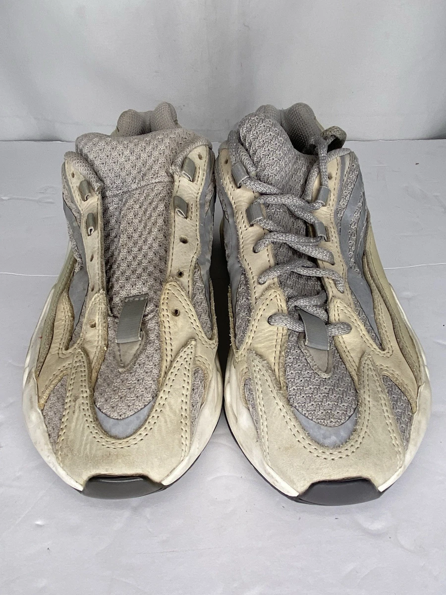 adidas gazelle silver green womens Adidas Yeezy Boost 700 V2 Vanta main image 0