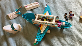 LEGO FRIENDS: Heartlake Private Jet (41100) 99% Complete, See description