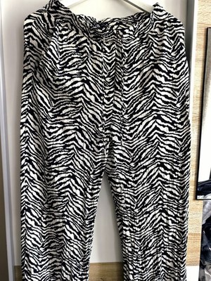Zara Sommer Hose Gr S Wunderschöne Sommerhose1 mal getragen#ZaraS #SommerHoseS