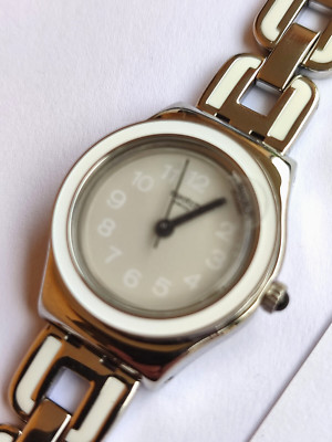 SWATCH+IRONY LADY+YSS256G PINUSSINA BLACK AND WHITE+NEU/NEW