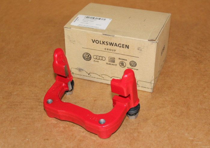 Support d'étrier de frein arrière droit Audi A1 8X 6R0615426C