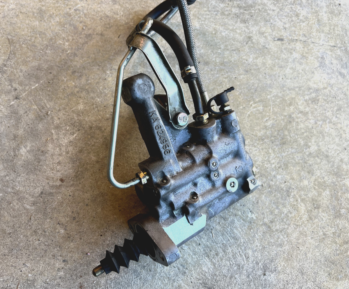 OEM Porsche 993 Turbo Clutch Slave Cylinder Hydraulic Master  