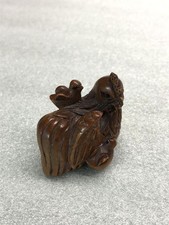 Netsuke &ndash; Antique Sagemono, Hand-Carved Wood / 3