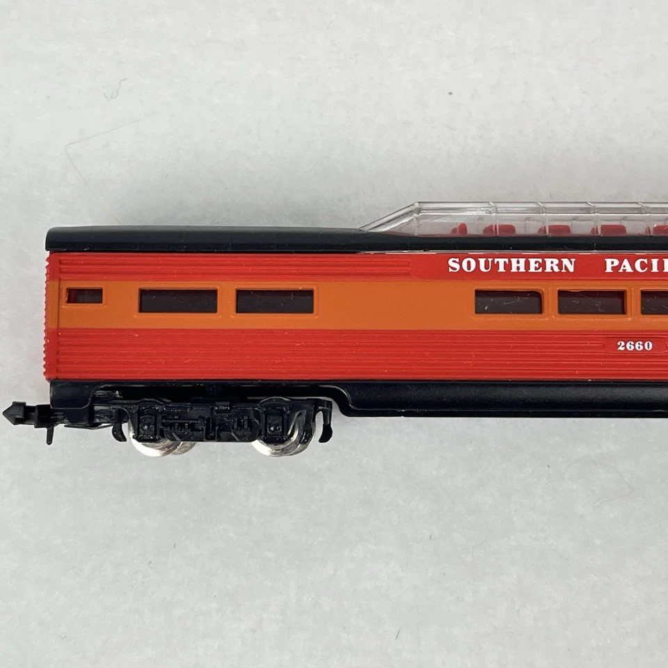 Model Power N-Scale Streamline Southern Pacific Passenger Car 2660 NO. 3059 - Image 2 of 4