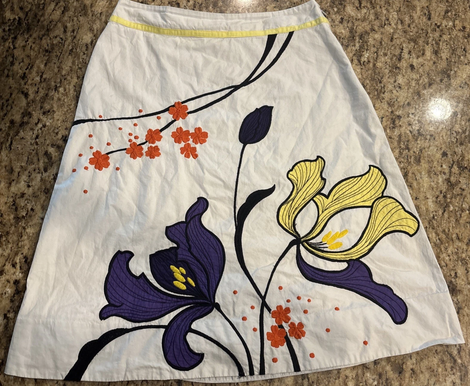 Lithe size 0 white fully lined full length skirt embroidered flower