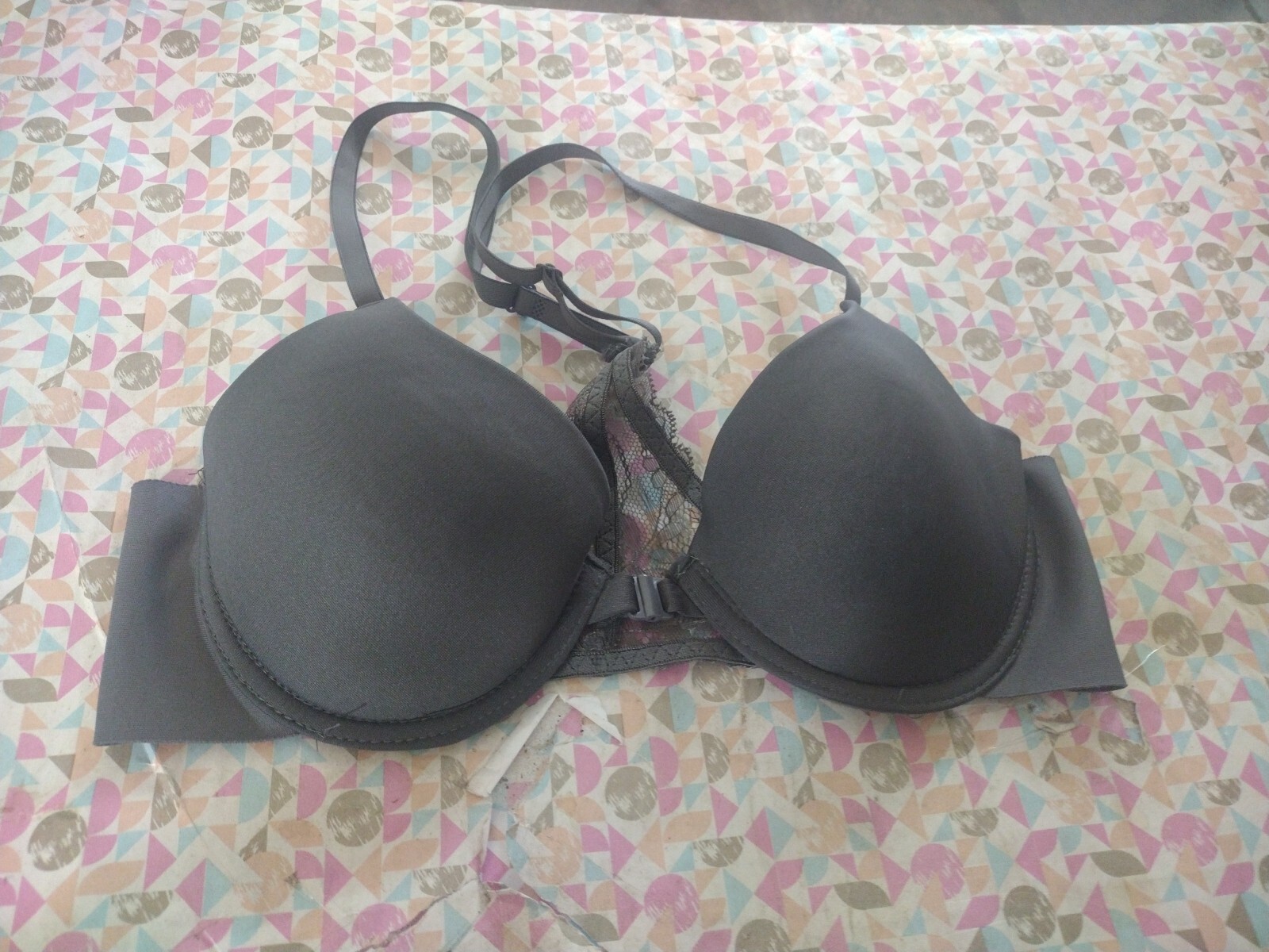 Women's Bra Just Be Brand Size 34B Underwire NWOT!