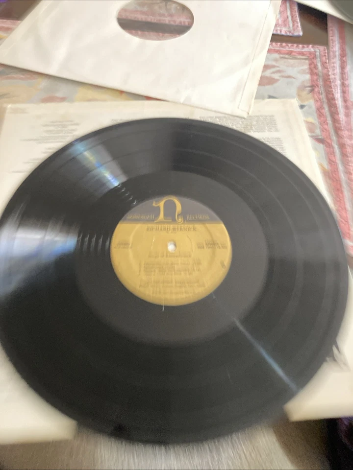 Davies: Dark Angels, Wernick: Songs Of Remembrance, Nonesuch H-71342, 1977, EX - Image 3 of 4