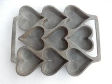 Vintage Cast Iron Heart Shaped Cornbread, Muffin, Cookie, Molds, Really Nice