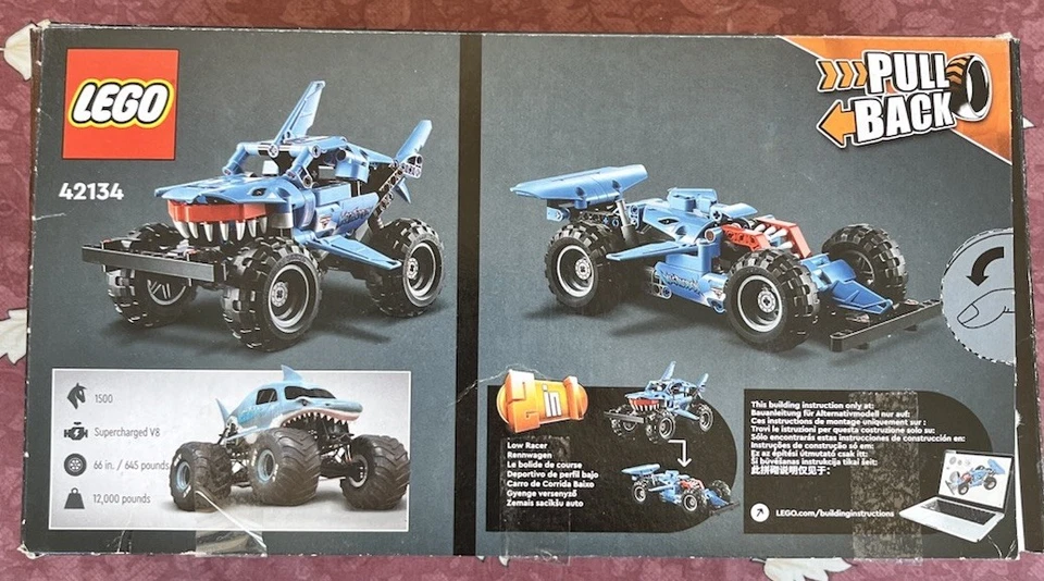 LEGO Technic 42134 Monster Jam Megalodon, foto 2 di 2