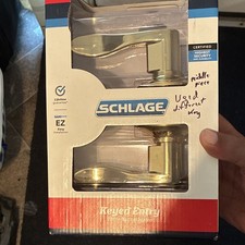 Schlage Keyed Entry Door Lever Lock Set Polished Gold w/ Key