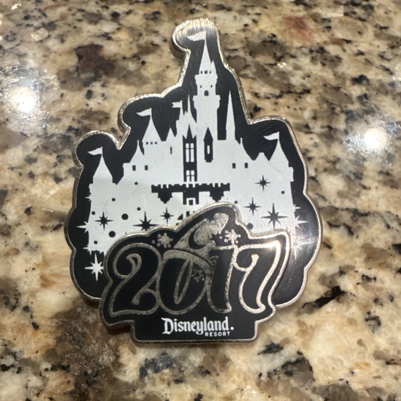 Disney Exclusive Disneyland Resort 2017 Sleeping Beauty Castle Pin
