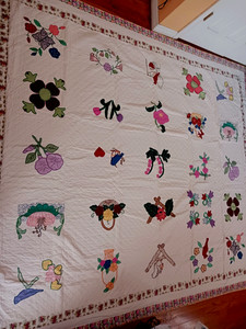 Handmade Blooming Flowers quilt  101"  x   90"