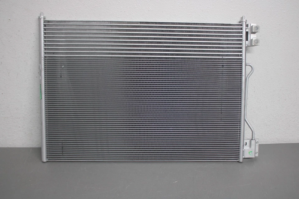 2006 2007 2008 2009 FORD CROWN VICTORIA DIANTEIRO A/C CONDENSADOR - Imagem 2 de 4