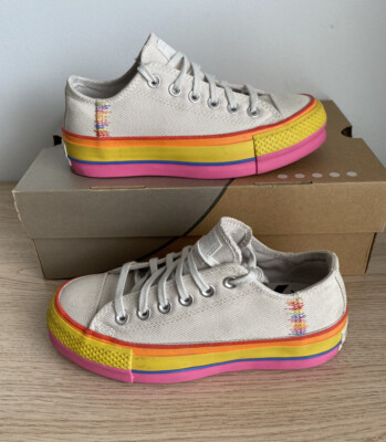  Women's Converse CTAS Lift OX Low Top Sneaker- Vintage White 564992C - Women 5