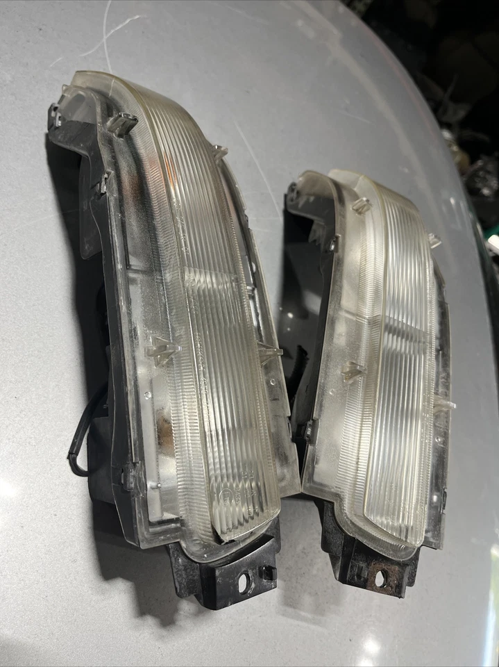 03-08 JUEGO LUCES INTERMITENTES NISSAN 350Z PARACHOQUES TRASERO LUCES DE MARCHA ATRÁS INTERMITENTES Foto 3 de 4