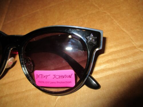 Betsey Johnson Sunglasses Black Cat eye With Silver Stars NWT - Picture 4 of 12